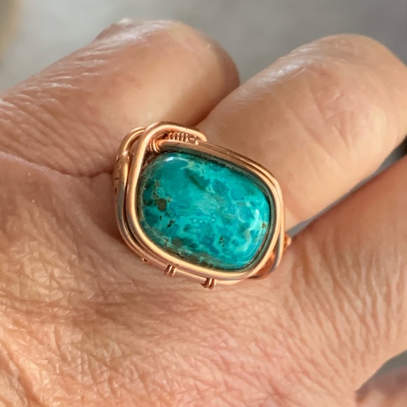Turquoise sz 8. Handwoven tarnish resistant copper - Picture 2 of 6